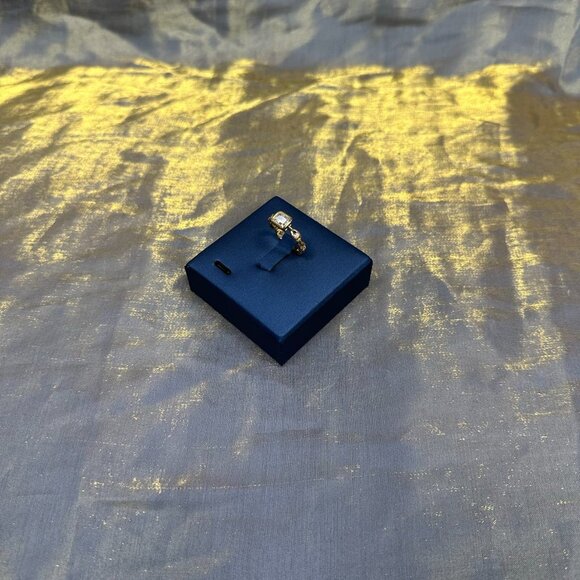 APM Monaco Eclat Gold Square Ring - Picture 3 of 5